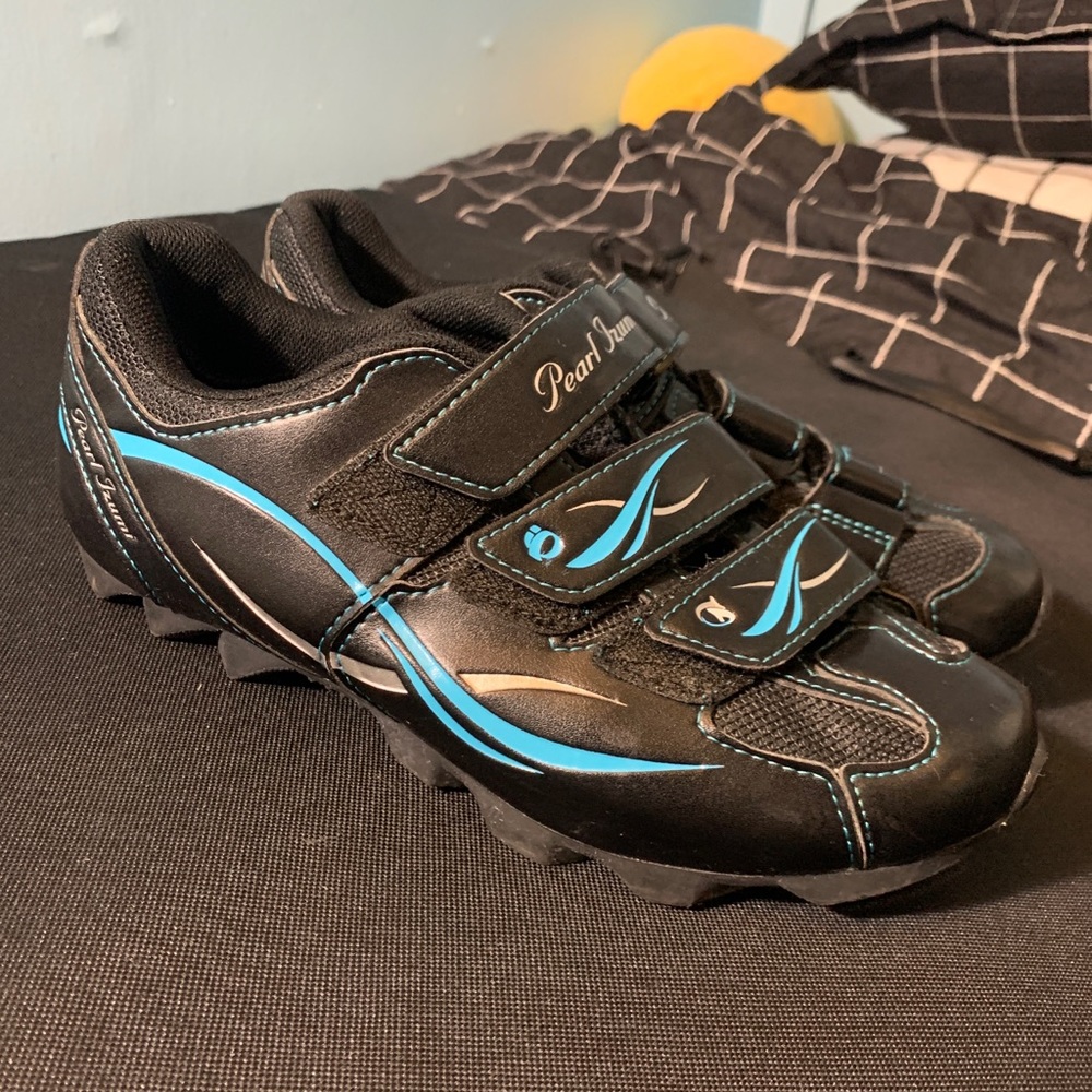 Pearl Izumi cycling shoes SIZE EUR 39